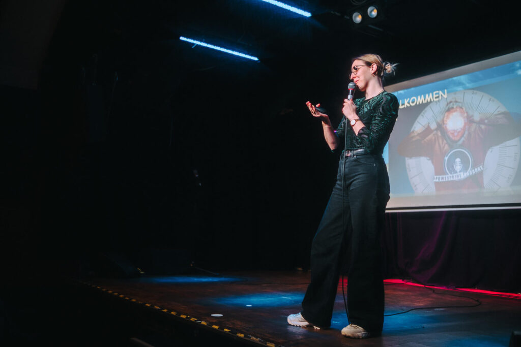 Francesca Herr by Petra Weixelbraun